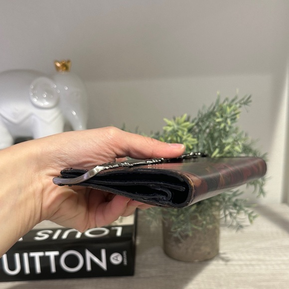 Patricia Nash Leather Floral Wallet - Picture 12 of 14